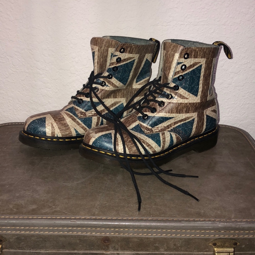 Dr. Martens Boots (Union Jack)
